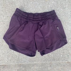 Lululemon tracker shorts